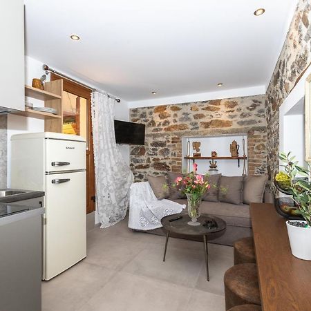 Nymphes House Pefkochori Villa Dış mekan fotoğraf